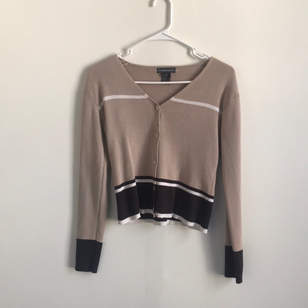 Takeout (M) 90’s style top